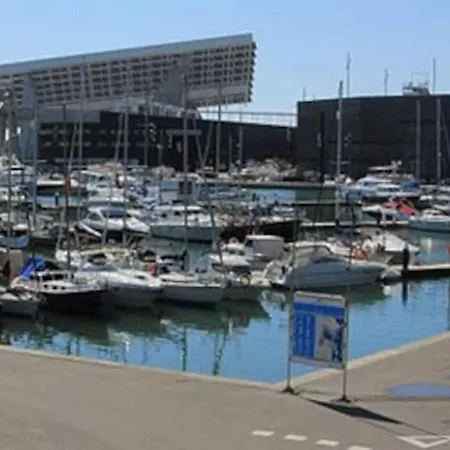 Apartment Stylish Flat, 2 Bathrooms And Swimming Pool, Next To The Beach! Sant Adria de Besos