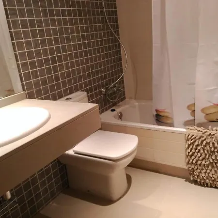 Apartment Stylish Flat, 2 Bathrooms And Swimming Pool, Next To The Beach! Sant Adria de Besos